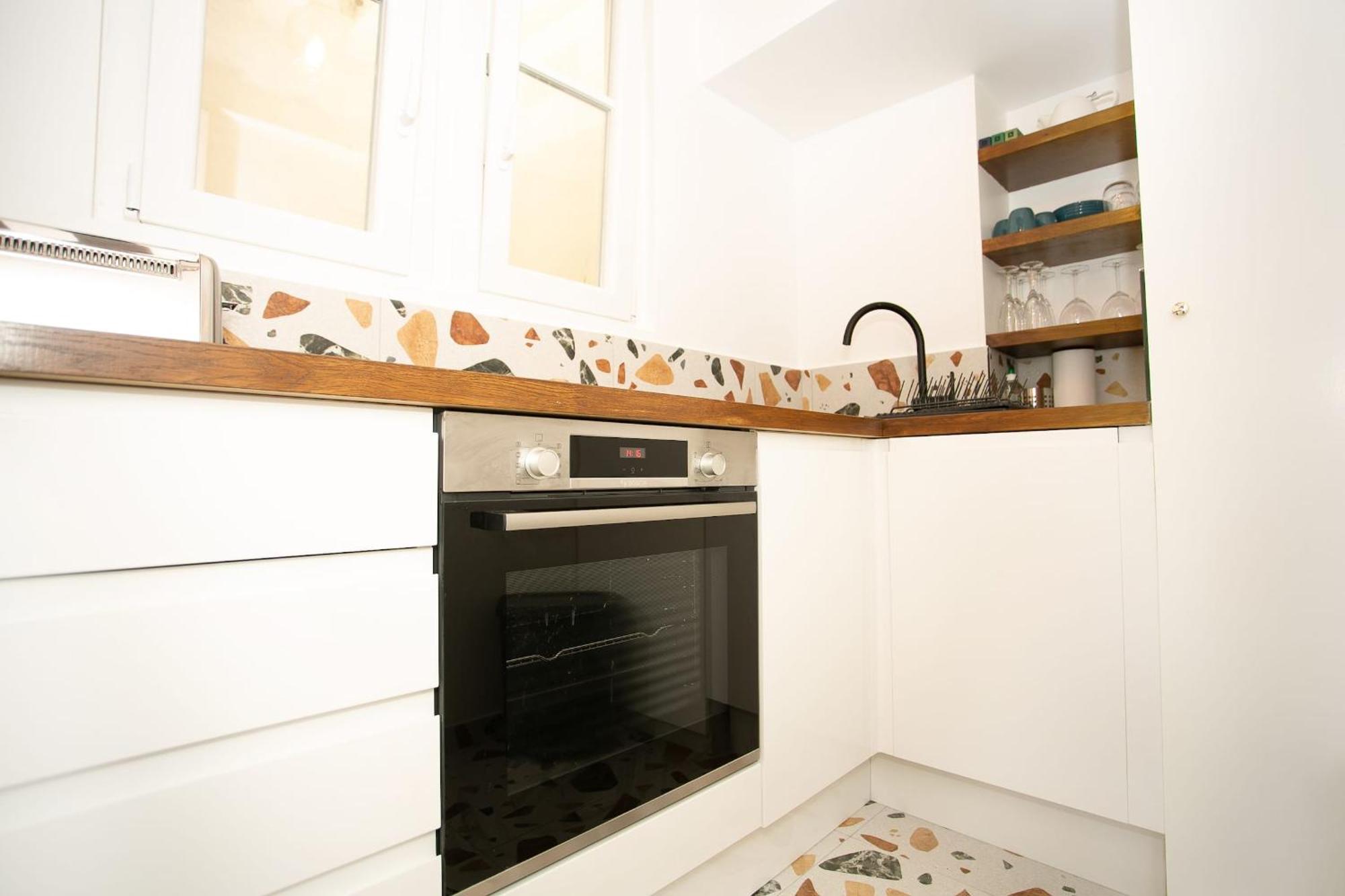 Ile Saint-louis & Pont De La Tournelle - Cityapartmentstay Parijs