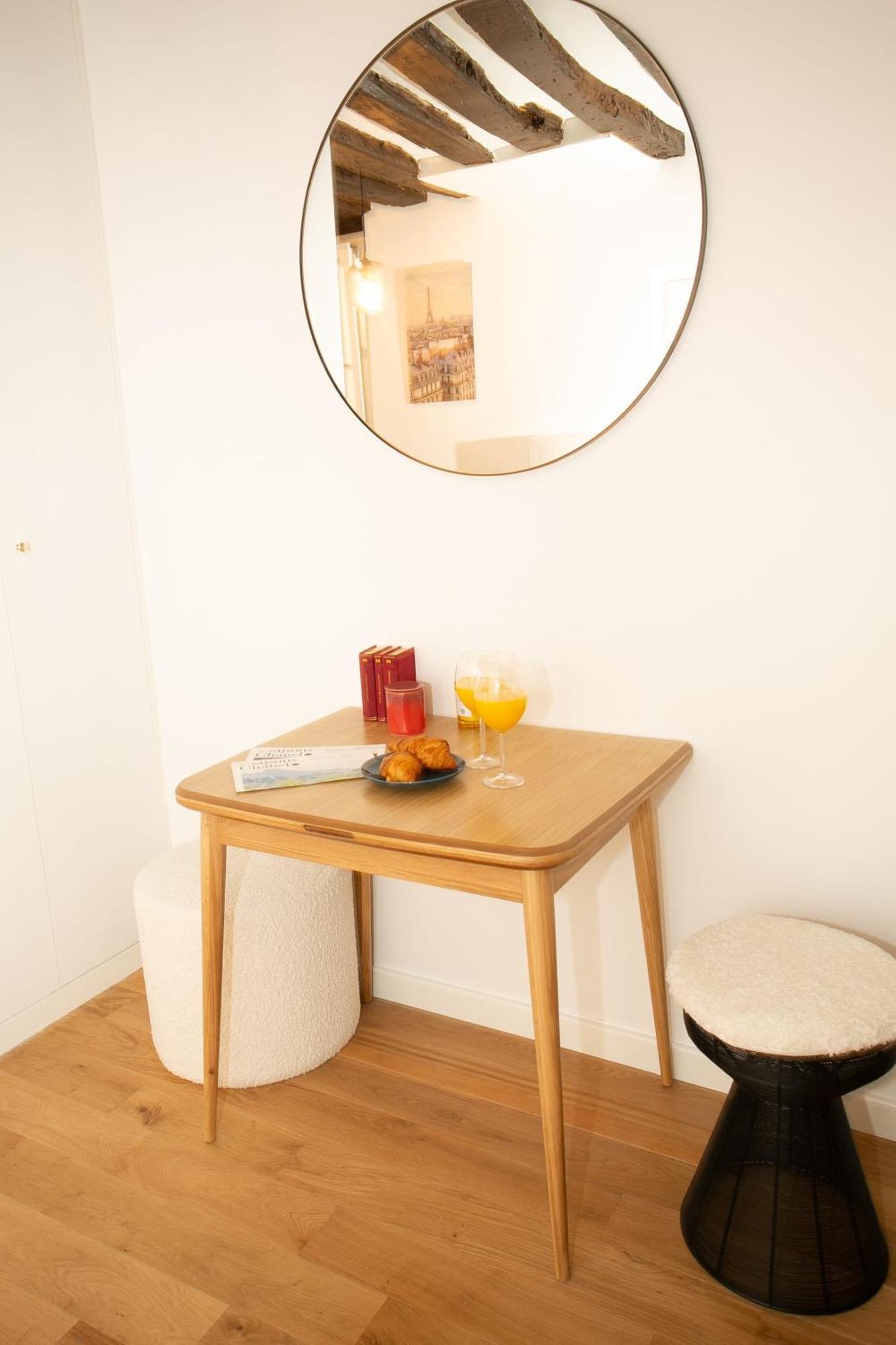 Ile Saint-louis & Pont De La Tournelle - Cityapartmentstay * Parijs
